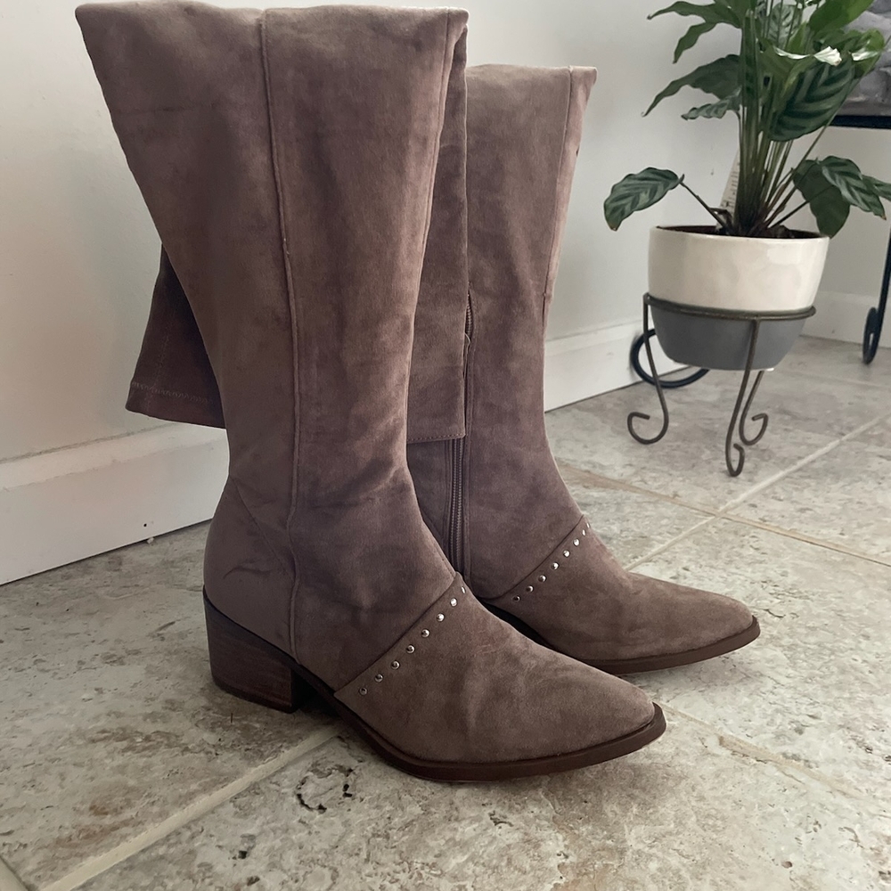 Aria Suede Brown Heeled Boots